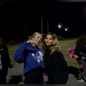 Meet your Posher, Ella